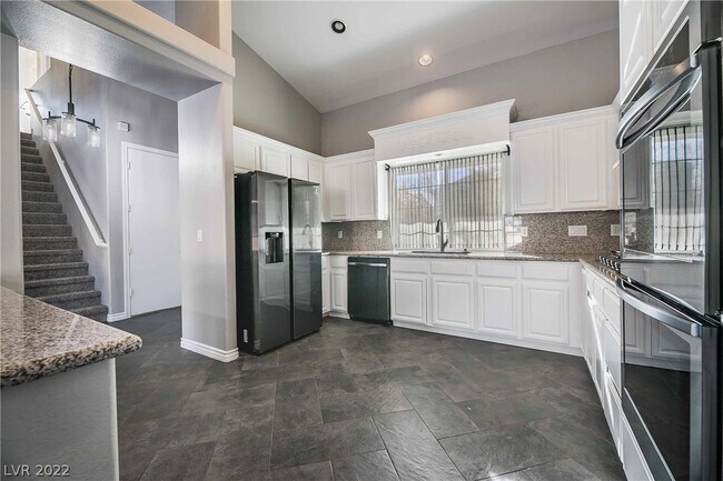 Building Photo - 5516 Flowering Meadows Ave