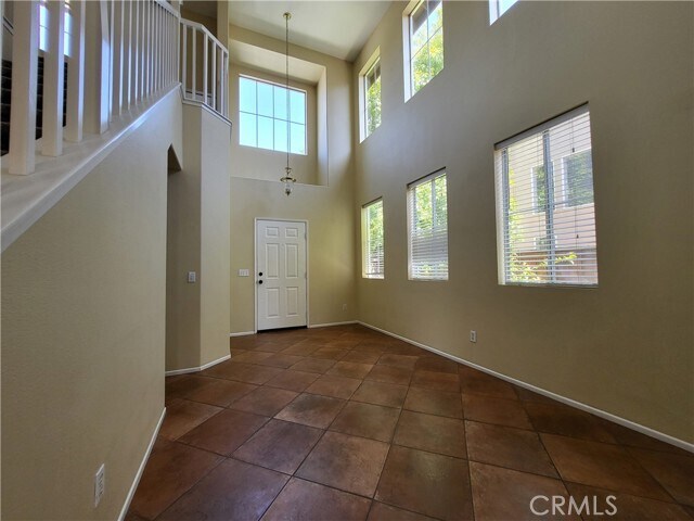 Foto del edificio - 42135 Chestnut Dr