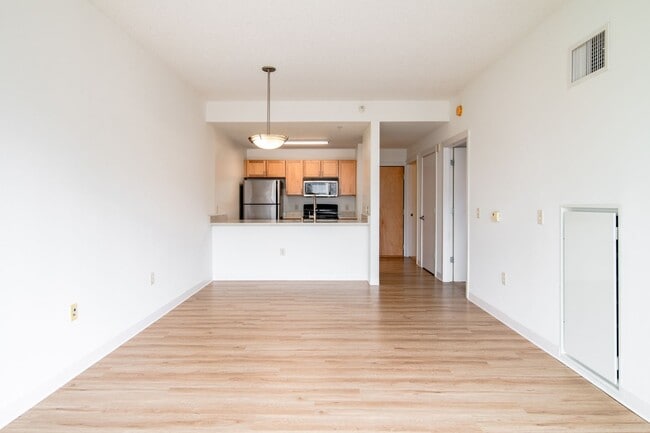 Interior Photo - The Madison Mark