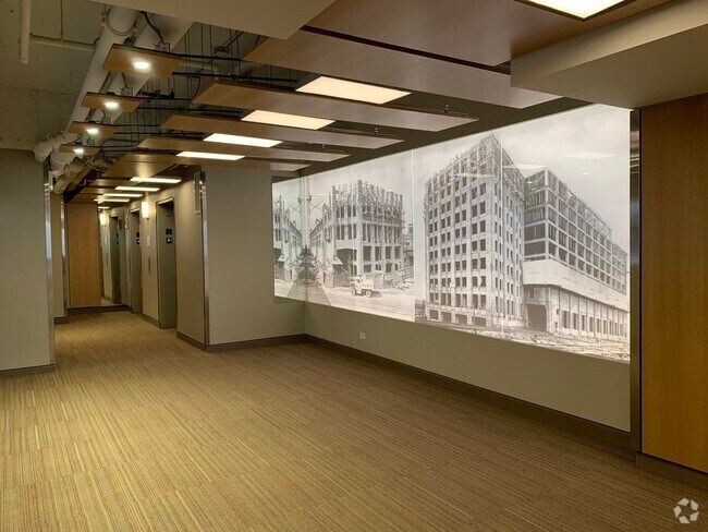 Building Photo - 1550 S Blue Island Ave