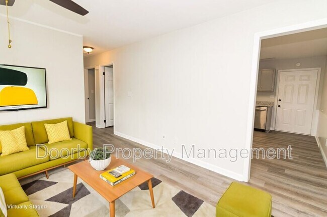 Foto del edificio - 1418 Baggett Rd