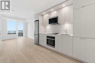 Building Photo - 60 Central Park Roadway