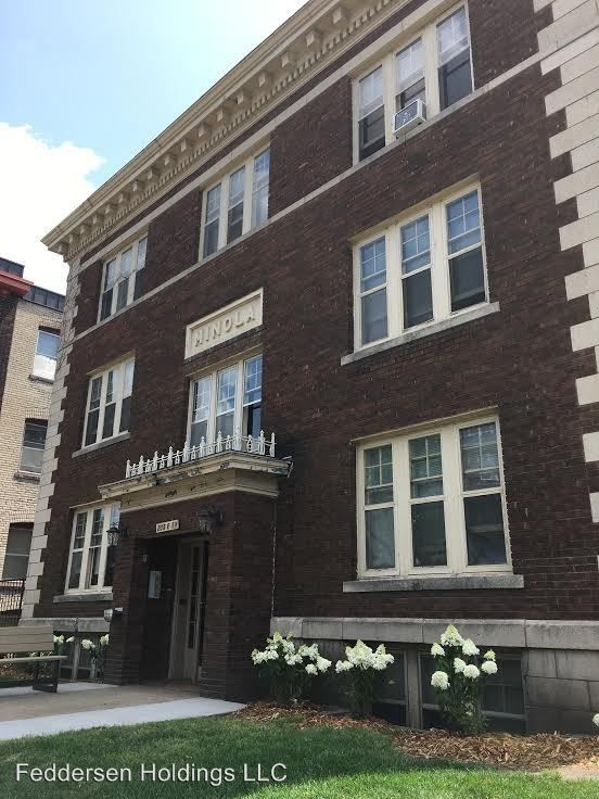 Building Photo - 203 E 19th St
