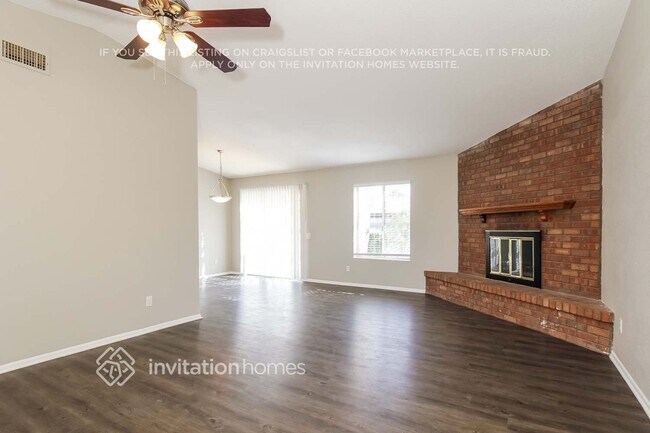 Foto del edificio - 10115 W Sells Dr