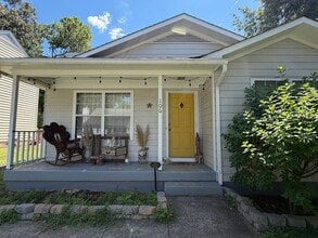 Building Photo - 106 Westwood Cir
