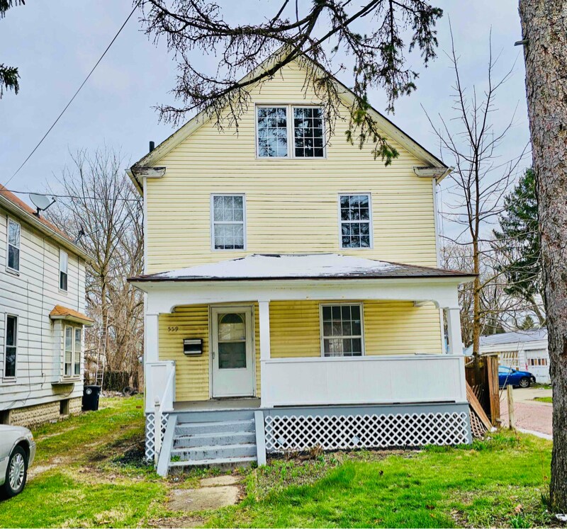 559 Dayton St Akron, OH 44310 – photo 1