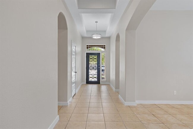 Foto del edificio - 19604 Moorlynch Ave