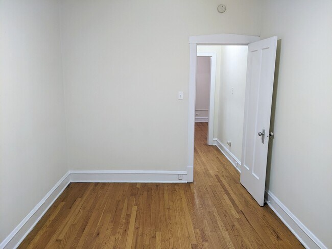 Foto del edificio - 710 Seward St