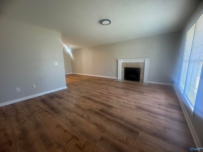Building Photo - 6967 Wall Triana Hwy