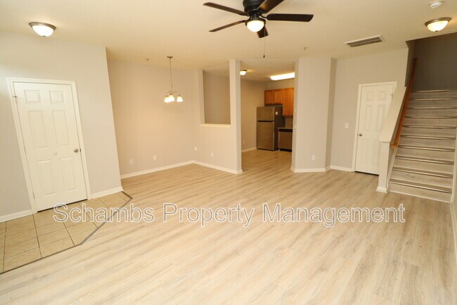Foto del edificio - 8631 Neuse Club Ln