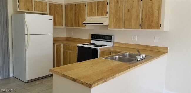 Foto del edificio - 1640 Orchid Blvd