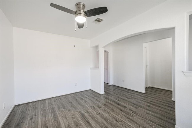 Building Photo - 3142 View Valley Trail