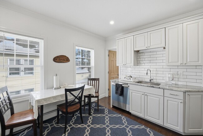 Foto del edificio - 34 Wilson Ave