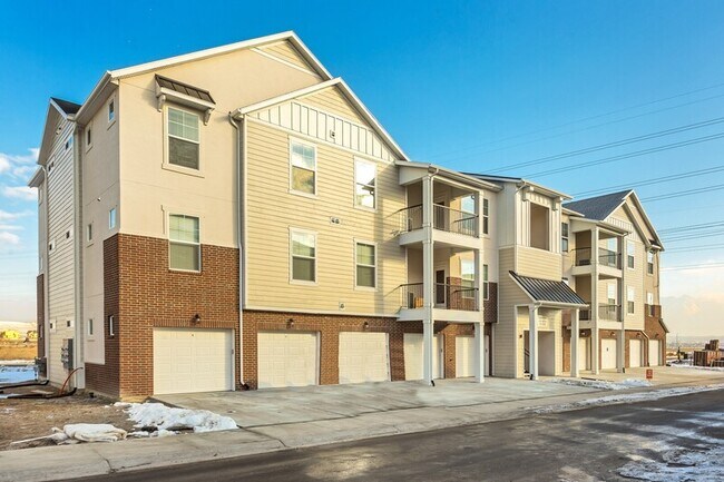 Building Photo - 3696 W 1850 N