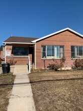 Building Photo - 773 E 700 N