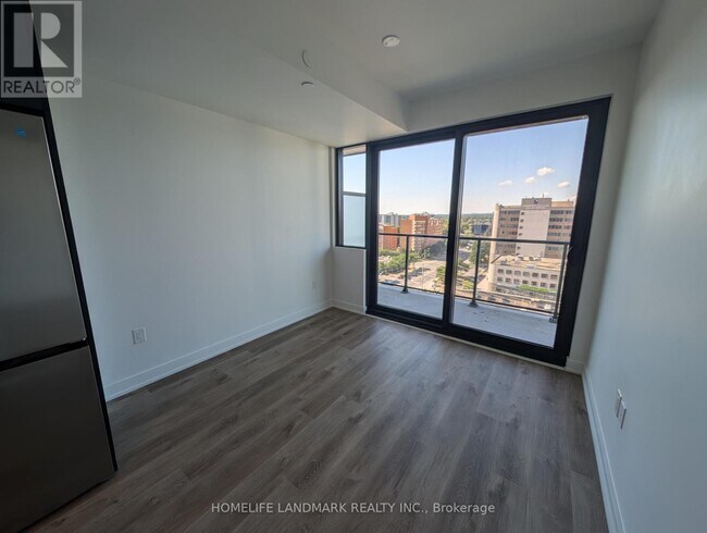 Building Photo - 3009 Novar Rd