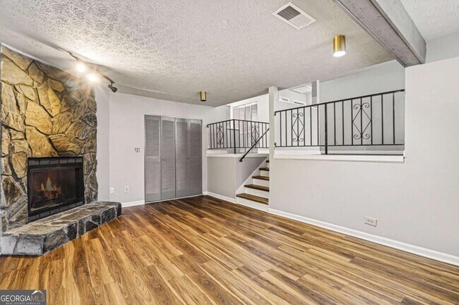 Foto del edificio - 1205 Natchez Trce SW