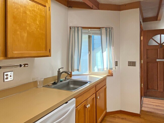 Foto del edificio - Darling Townhome in NE Corvallis