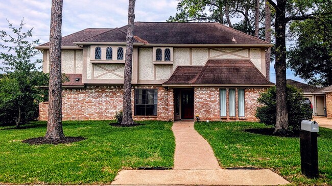 Building Photo - 15707 Downford Dr