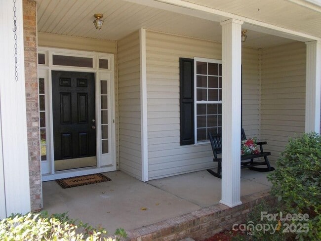 Foto del edificio - 14616 Eastgrove Dr