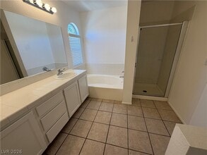 Building Photo - 2320 Babcock Dr