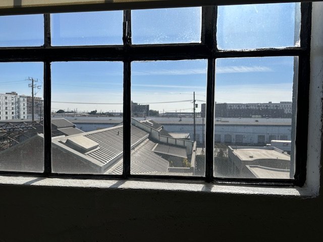 Foto del edificio - 1308 Factory Pl