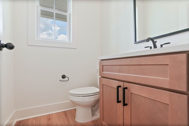 Building Photo - Designer Home zoned for Pike Road Schools!