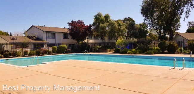 Building Photo - 2 br, 1 bath House - 4700 Valencia Way