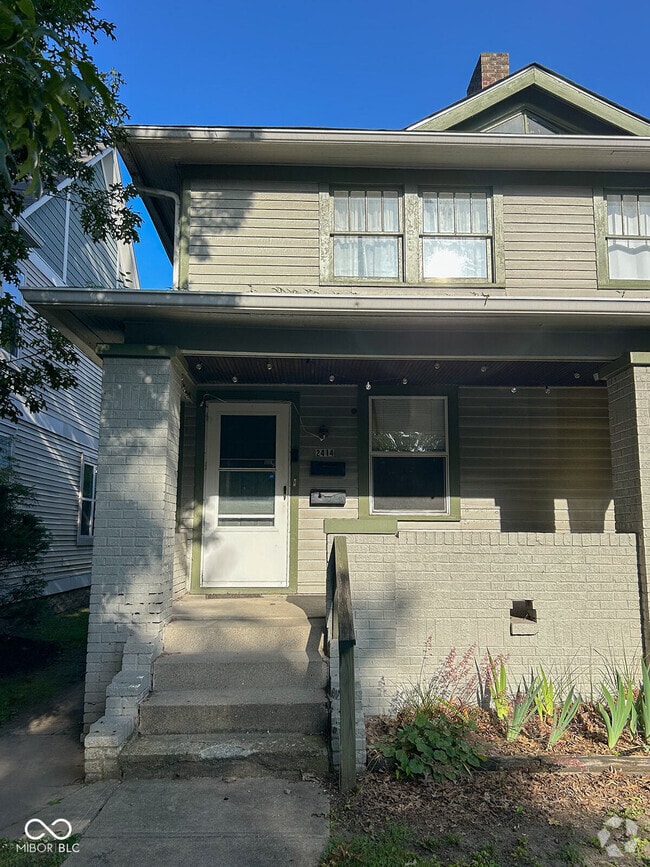 Building Photo - 2414 N Delaware St