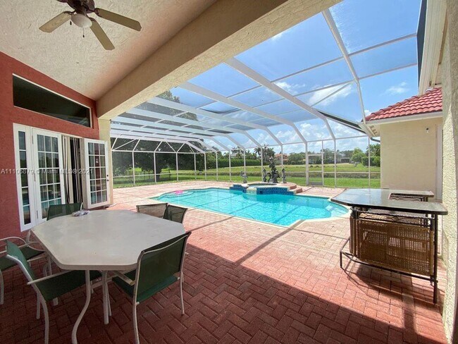 Building Photo - 8082 SW 173rd Terrace