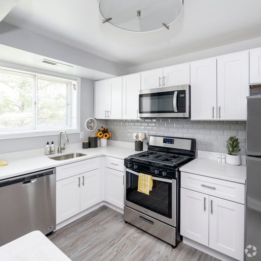 Groveton Apartments for Rent with a Yard Alexandria, VA 114 Rentals