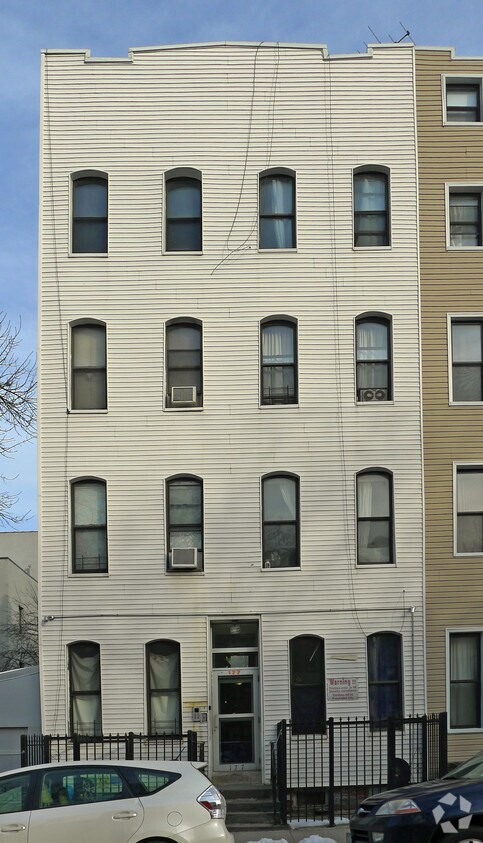 Building Photo - 177 Maujer St