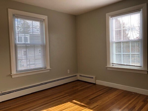 Foto del edificio - 3 West St