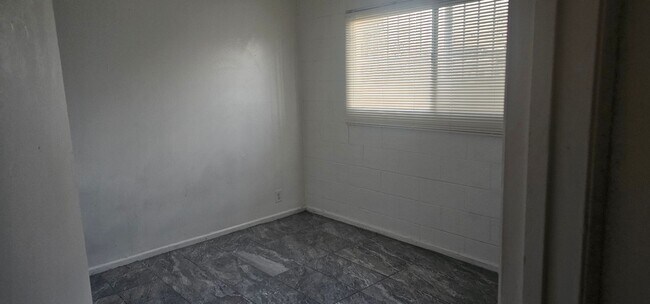 Foto del edificio - 4p1933