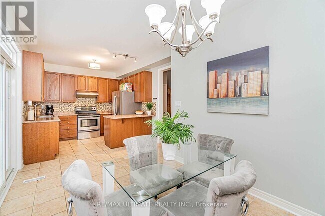 Photo du bâtiment - 15 Windflower Rd