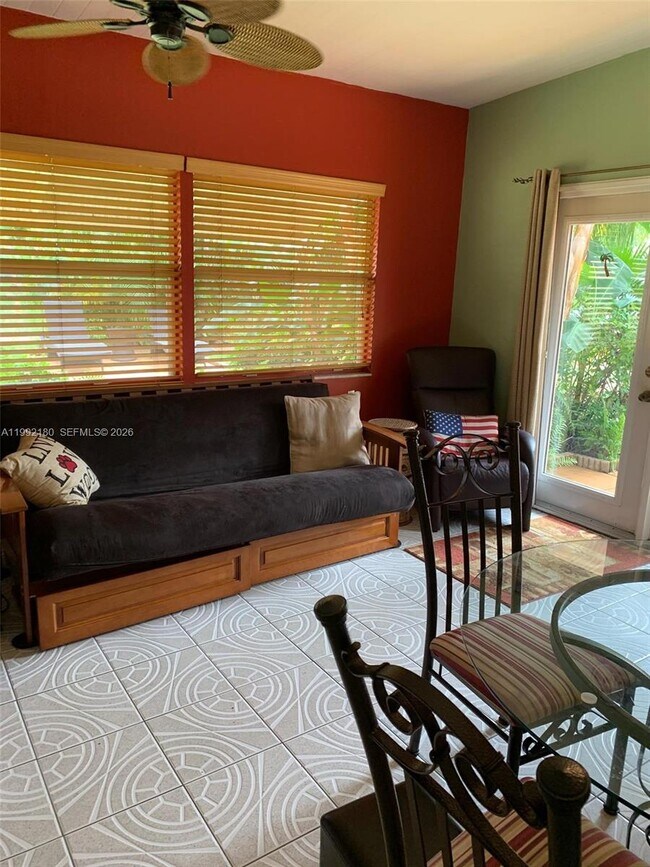 Foto del edificio - 1916 Coolidge St