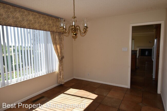 Building Photo - 4 br, 2.5 bath House - 1220 Marcus Court