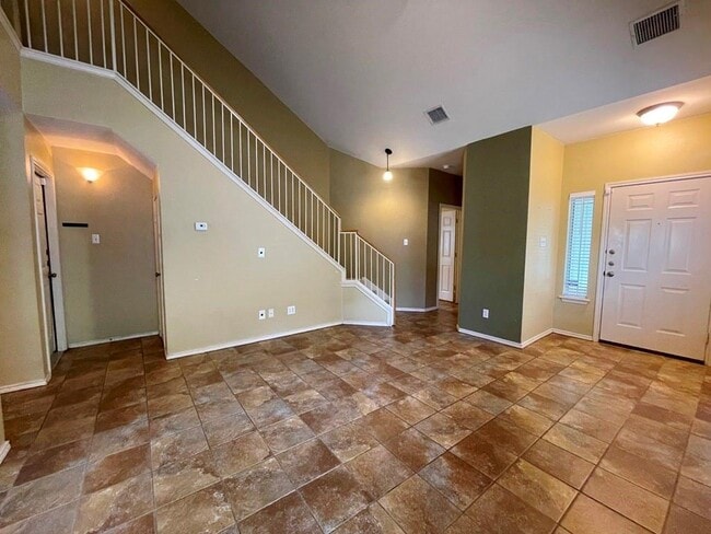 Building Photo - 5206 Hartson