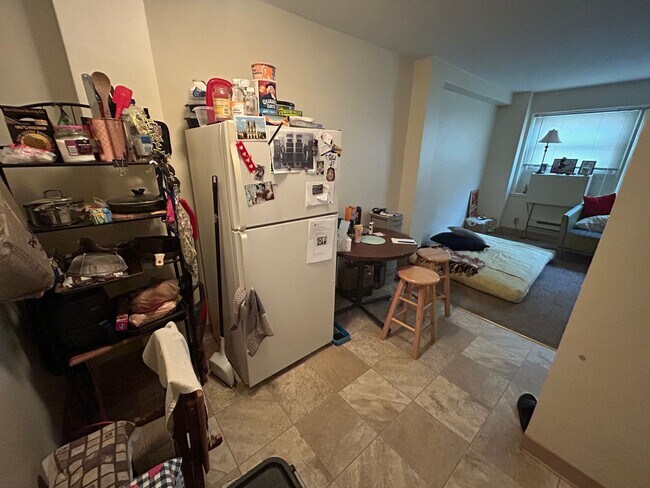 Foto del interior - 1029 E Knapp St
