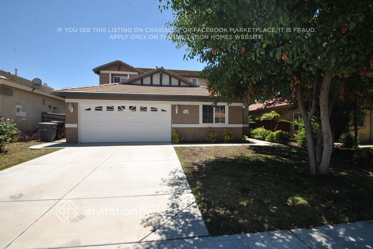 Primary Photo - 27555 Sierra Madre Dr