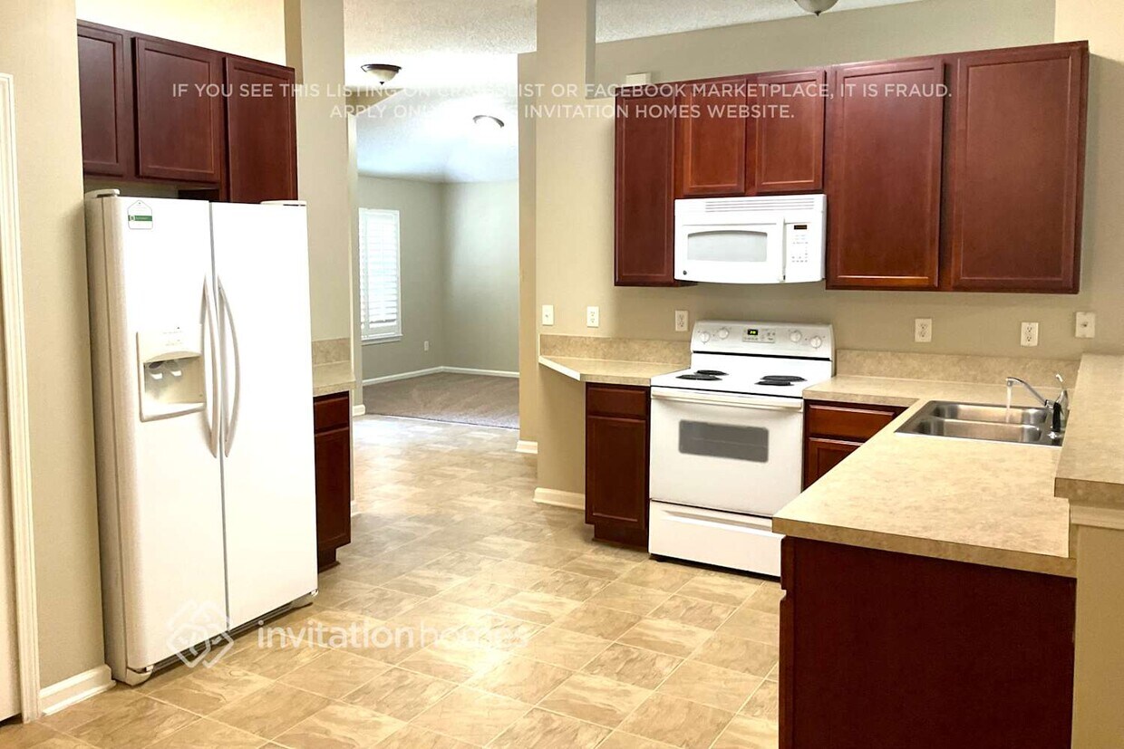 Foto del edificio - 2513 Royal Pointe Dr