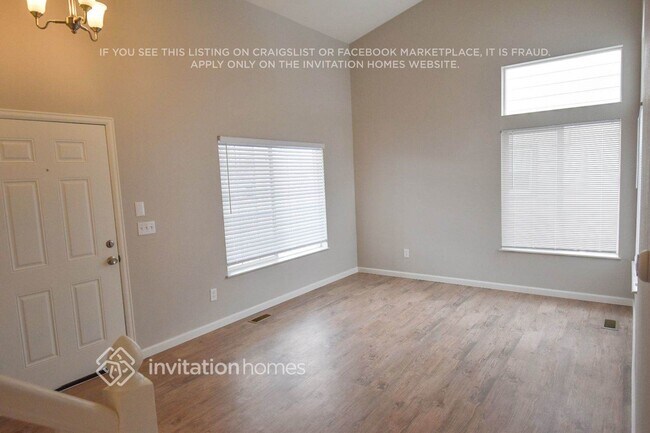 Foto del edificio - 8495 Bluegrass Cir