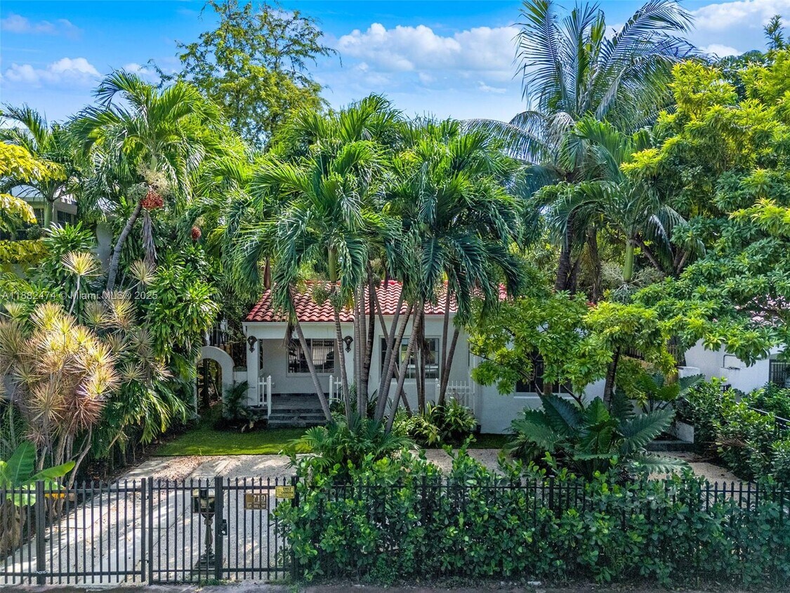 Foto principal - 719 Lenox Ave.