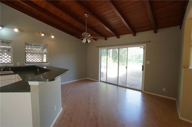 Foto del edificio - 2506 Cedarview Dr