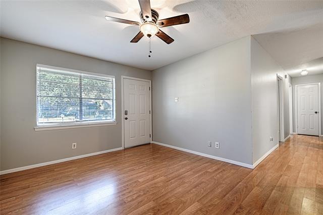 Building Photo - 2304 Meadow Crest