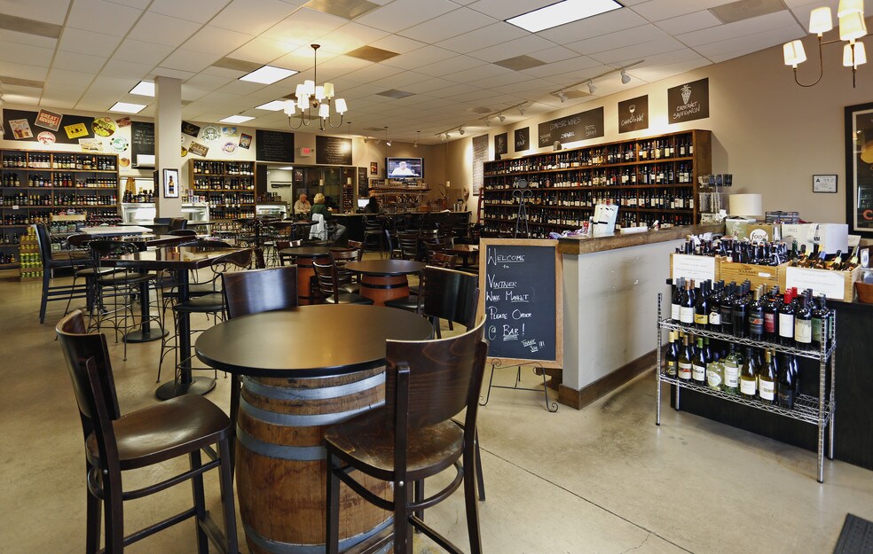 Is Oxford Hunt a Good Place To Live in Charlotte? Neighborhood Guide