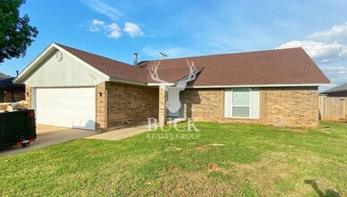 Building Photo - 11300 Cimarron Dr