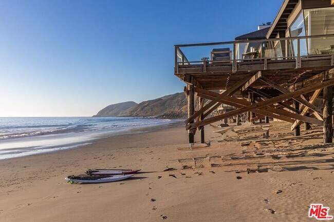Foto del edificio - 42602 Pacific Coast Hwy
