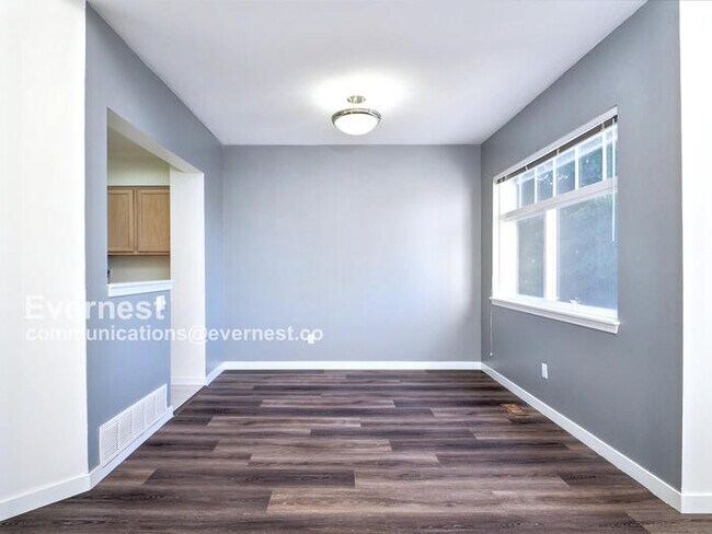 Foto del edificio - 4123 Fieldstone Dr