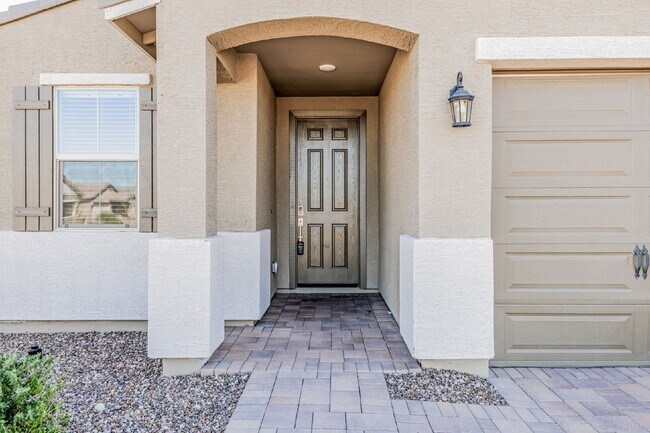 Building Photo - 19981 W Badgett Ln